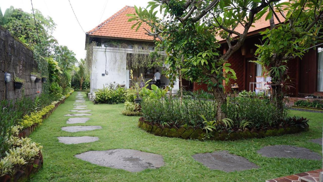 Louto Dmell Guesthouse Sanur Zewnętrze zdjęcie