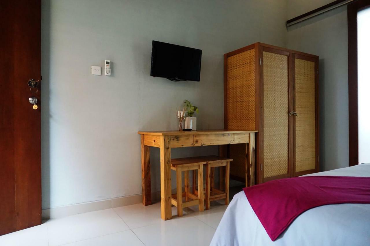 Louto Dmell Guesthouse Sanur Zewnętrze zdjęcie